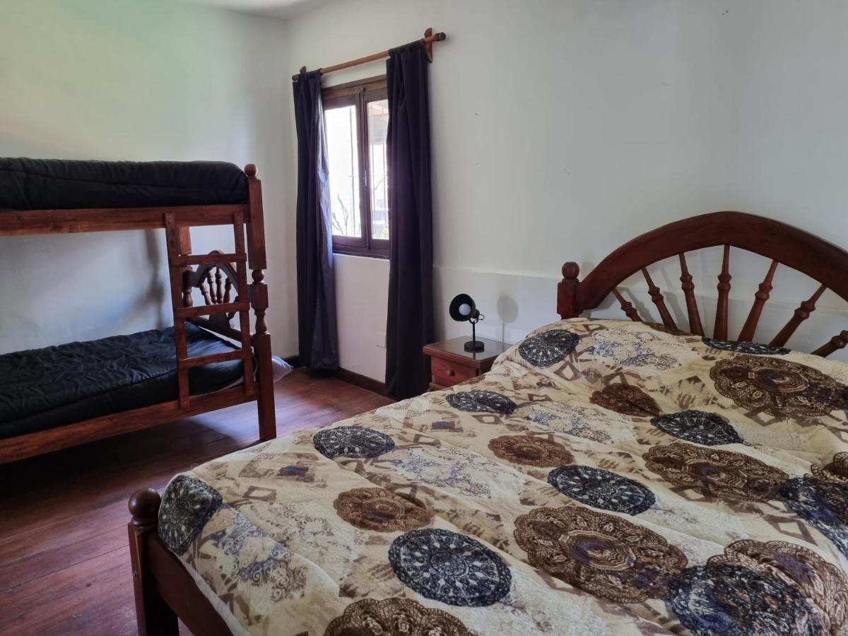 Hostal Las Rosas Salta Bagian luar foto