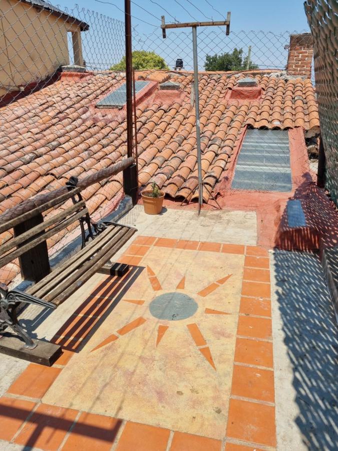 Hostal Las Rosas Salta Bagian luar foto