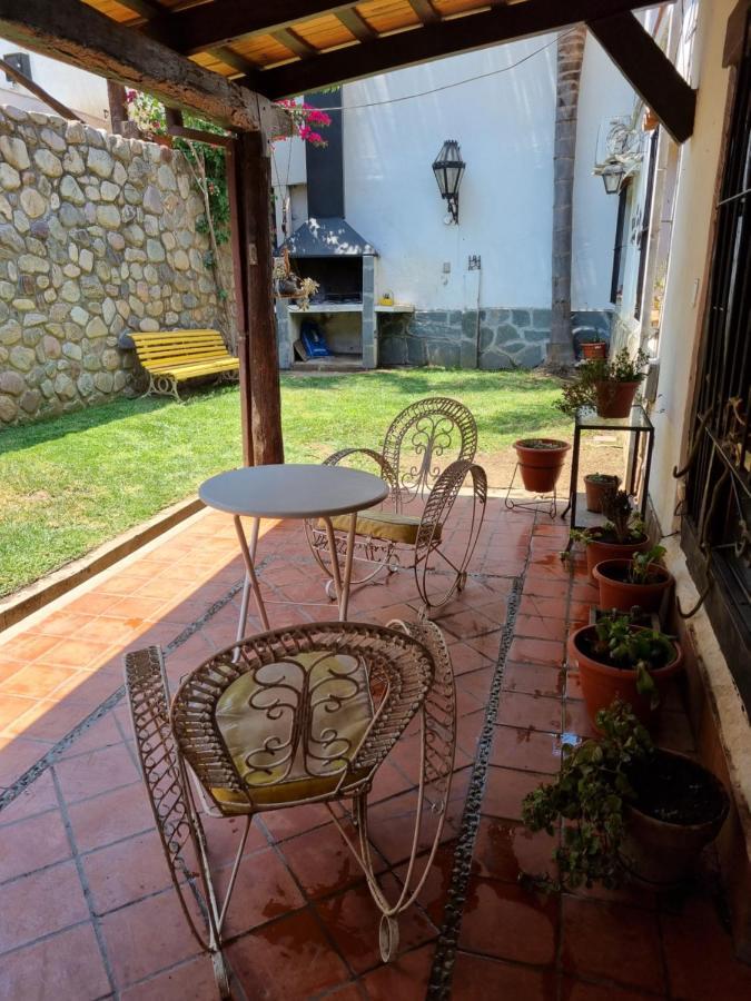 Hostal Las Rosas Salta Bagian luar foto