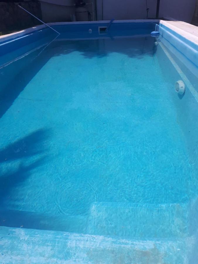Hostal Las Rosas Salta Bagian luar foto