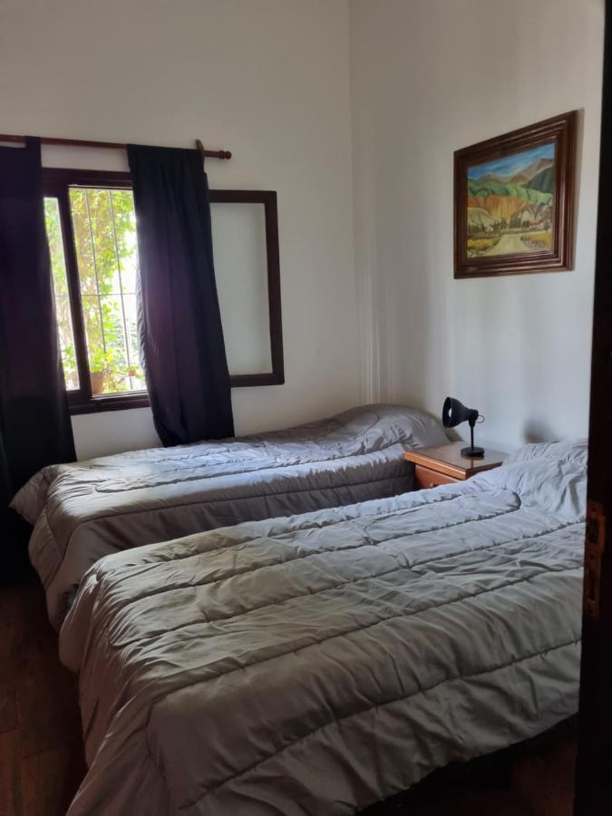 Hostal Las Rosas Salta Bagian luar foto