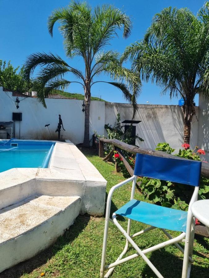 Hostal Las Rosas Salta Bagian luar foto